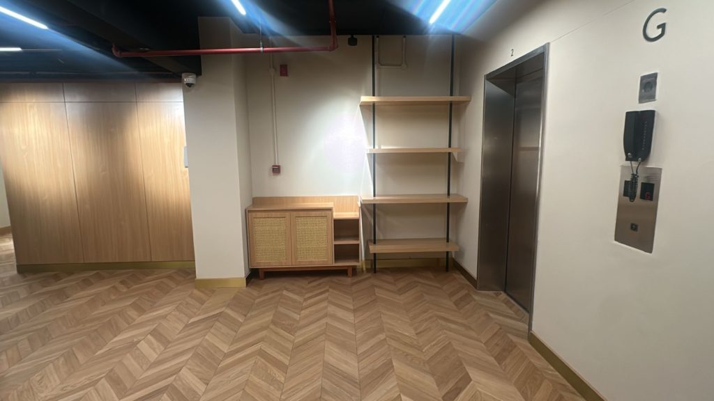 Staybridge Residence Entrance Lobby